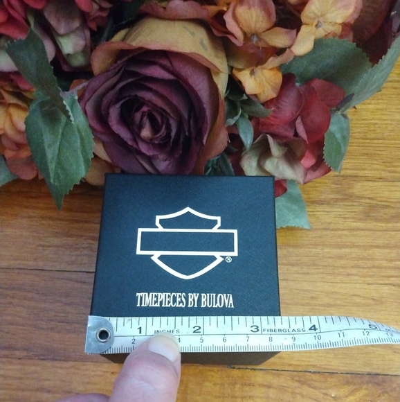 EUC Harley Davidson Bulova Model 78L111 Women's Watch with Original Box - Picture 13 of 16